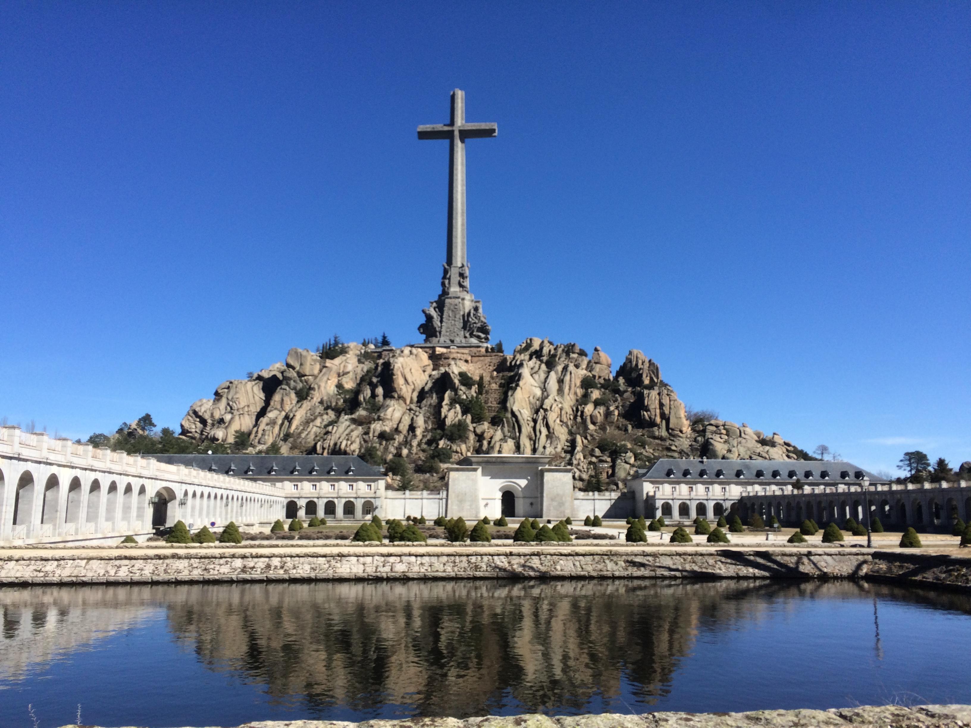 Hospederia Santa Cruz Ξενοδοχείο San Lorenzo de El Escorial Εξωτερικό φωτογραφία