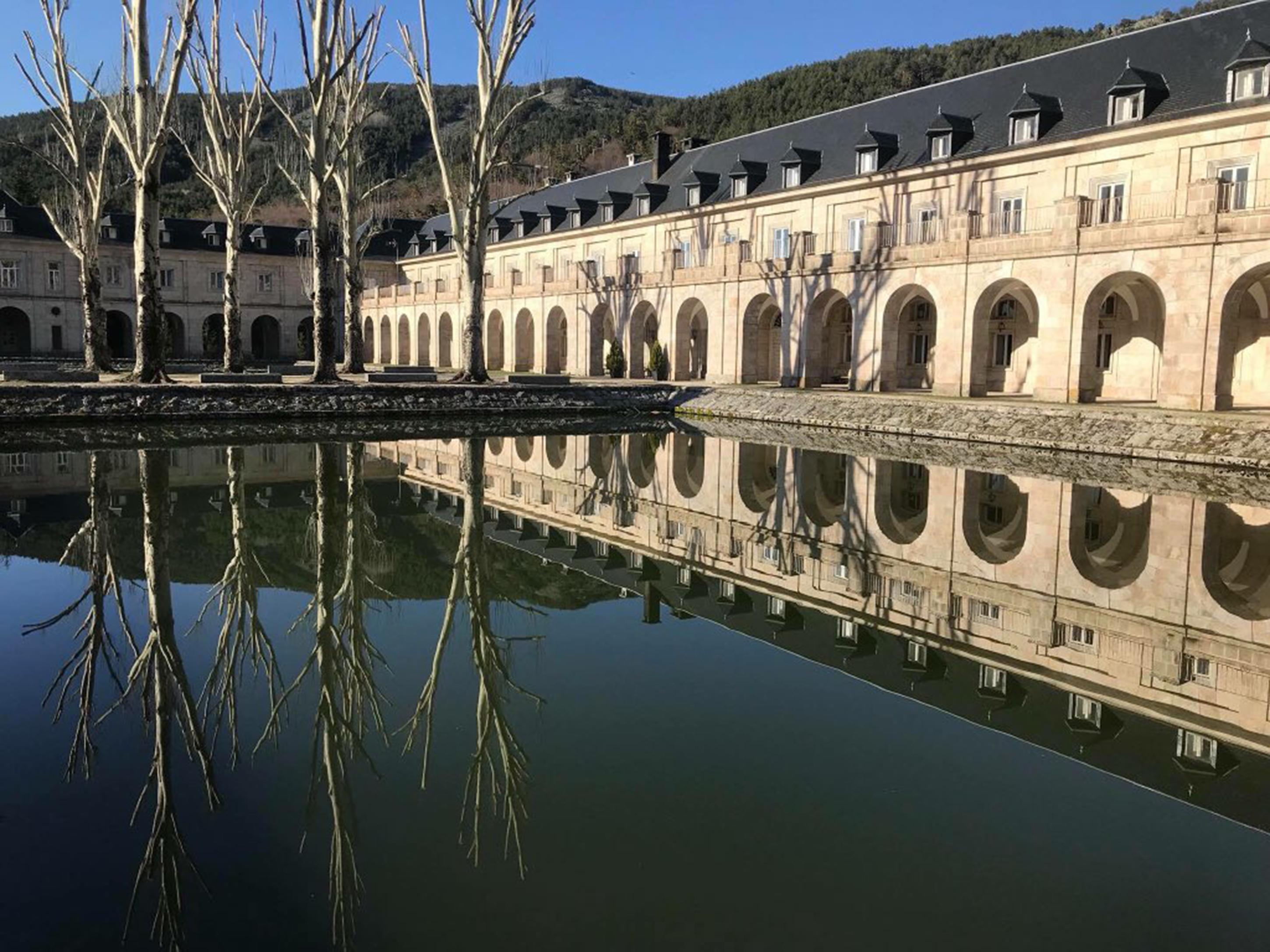 Hospederia Santa Cruz Ξενοδοχείο San Lorenzo de El Escorial Εξωτερικό φωτογραφία