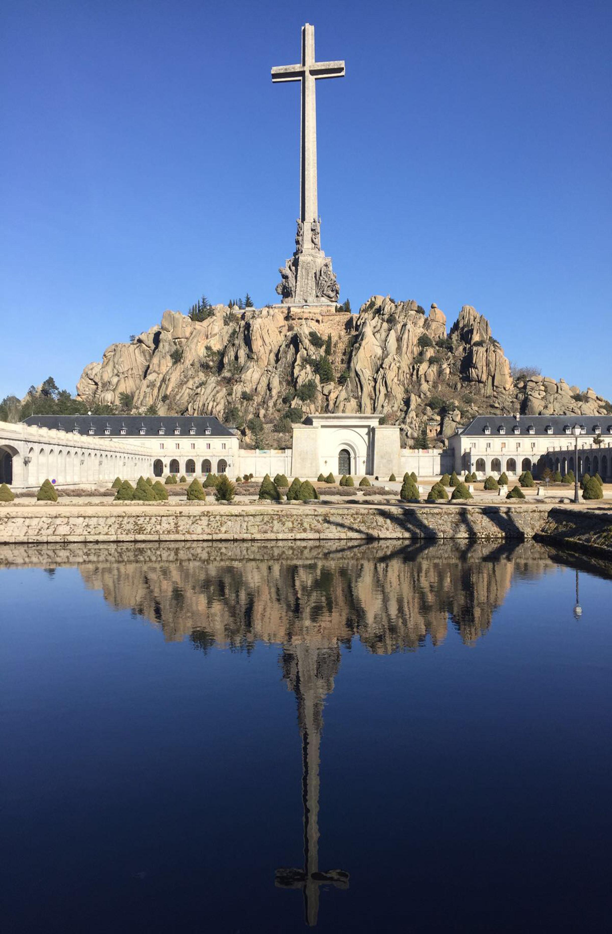 Hospederia Santa Cruz Ξενοδοχείο San Lorenzo de El Escorial Εξωτερικό φωτογραφία