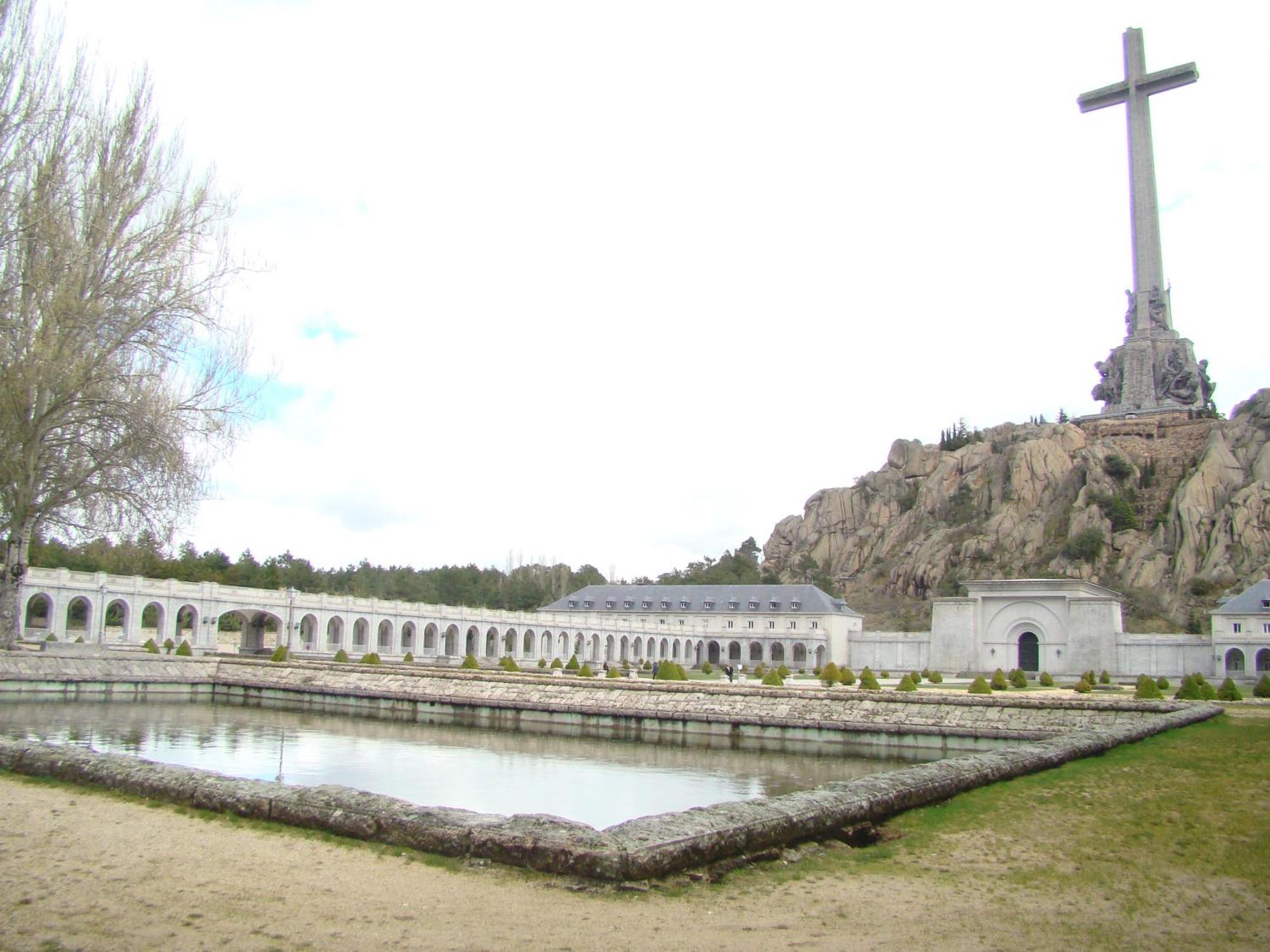 Hospederia Santa Cruz Ξενοδοχείο San Lorenzo de El Escorial Εξωτερικό φωτογραφία