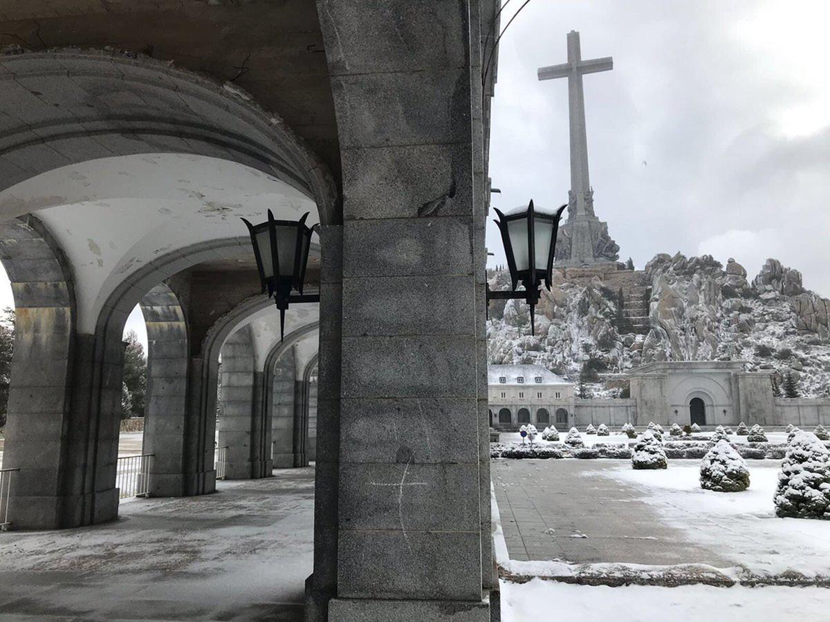 Hospederia Santa Cruz Ξενοδοχείο San Lorenzo de El Escorial Εξωτερικό φωτογραφία